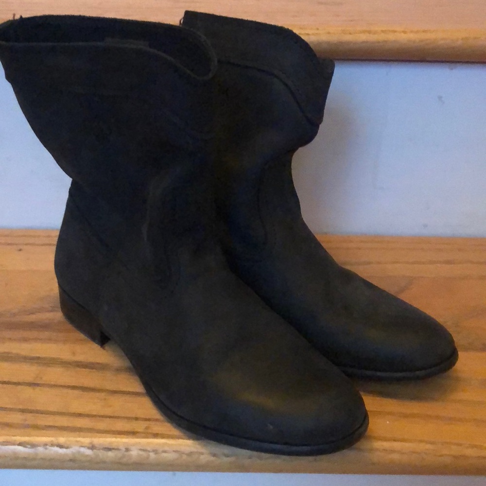 Women’s FRYE boots